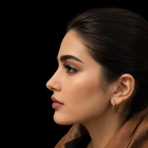 نمونه بینی گوشتی با پوست ضخیم و نوک پهن